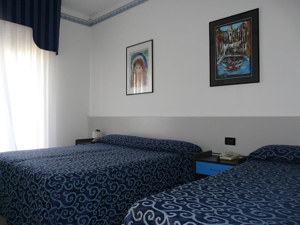 Deluxe Family Room,233059339:JPEG